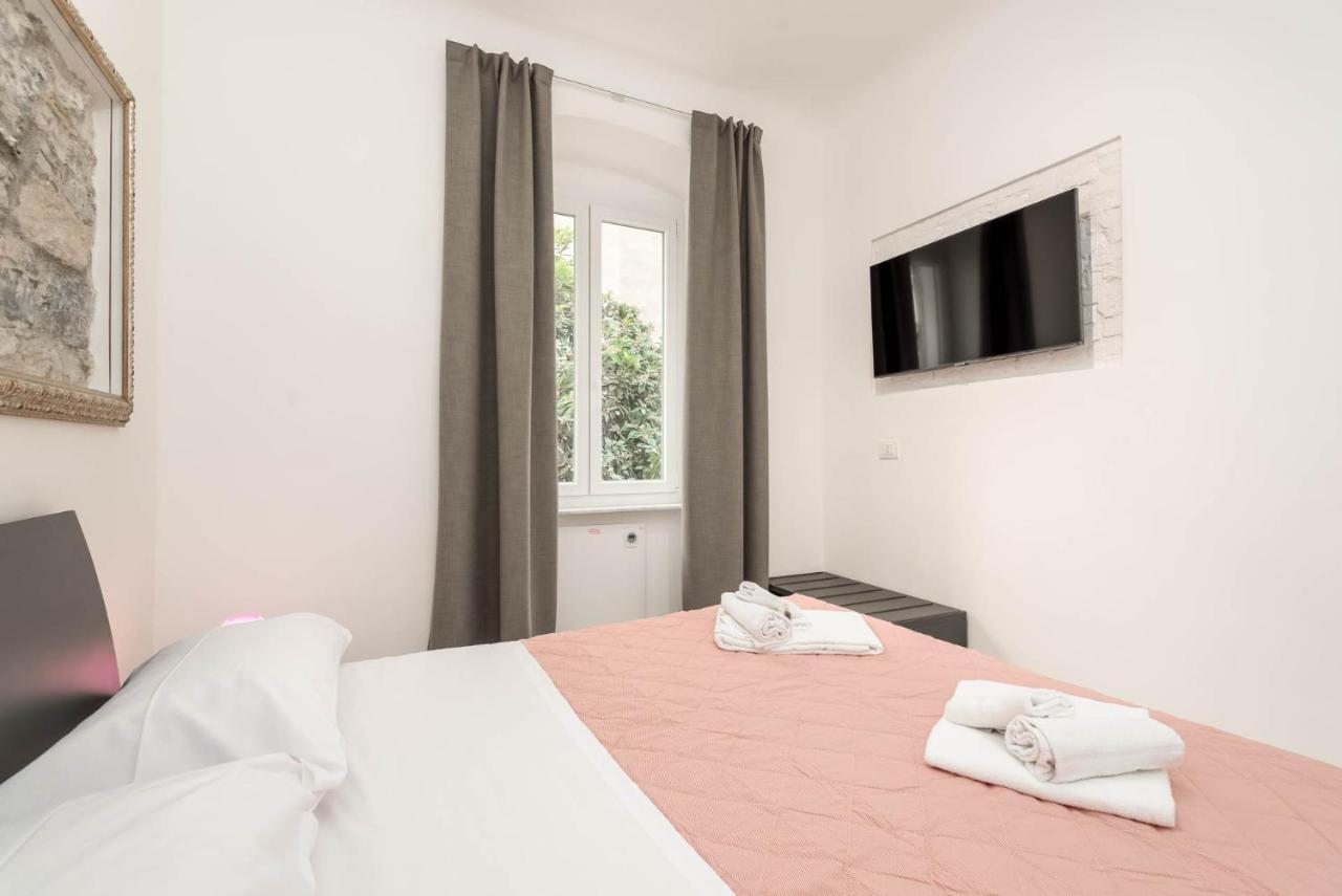 35 Via Torino, Terre Marine Apartment La Spezia Bagian luar foto