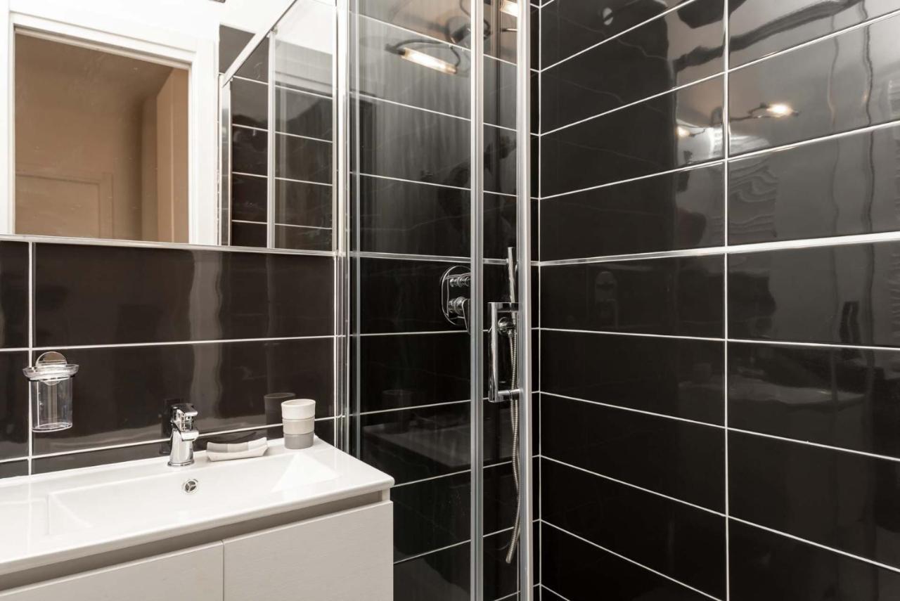 35 Via Torino, Terre Marine Apartment La Spezia Bagian luar foto